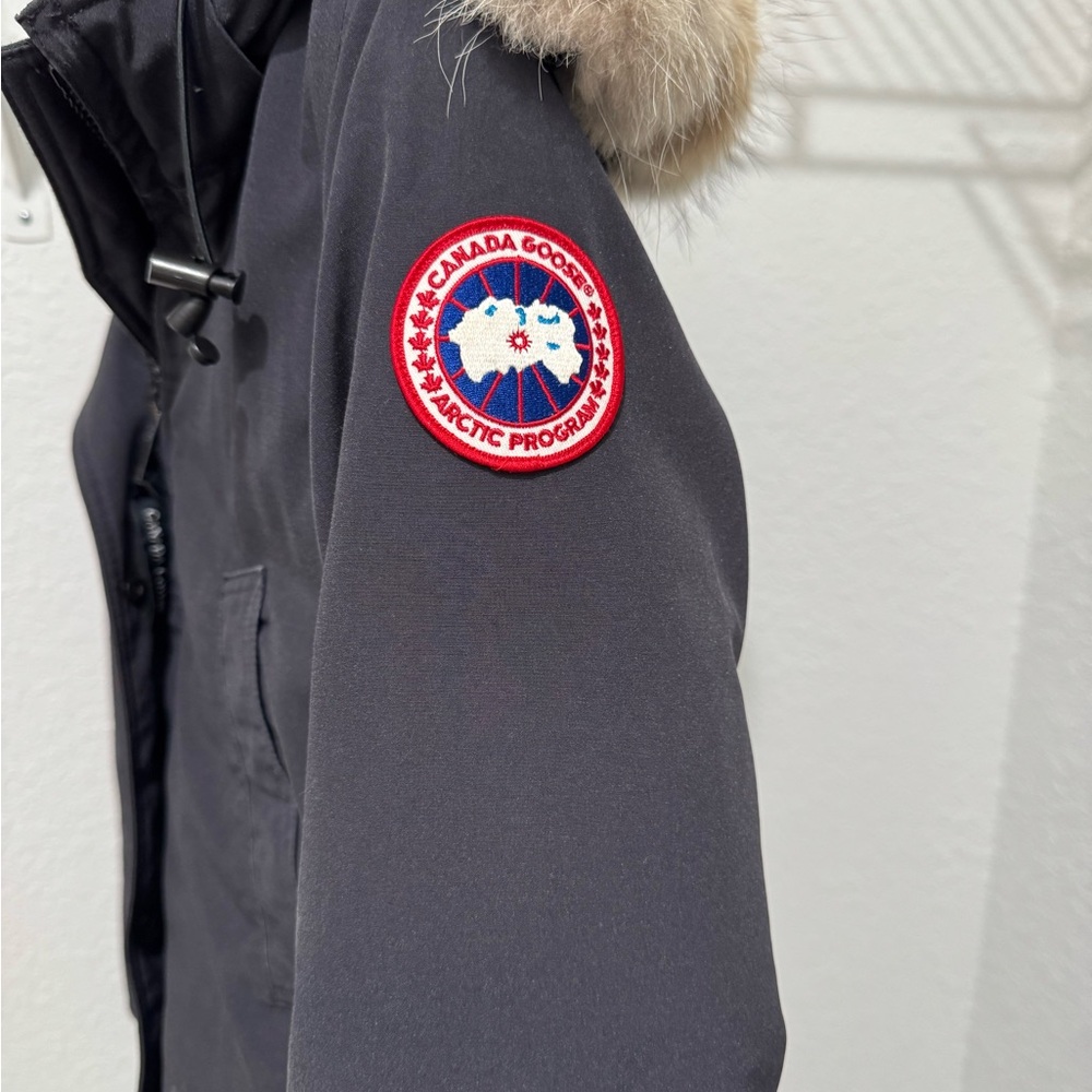 Canada Goose Trillium Parka - Picture 12 of 16